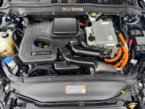 Used 2020 Ford Fusion SE image 37