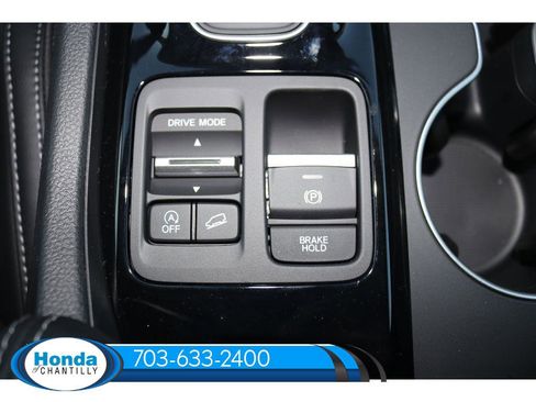 New 2025 Honda Pilot Touring image 20