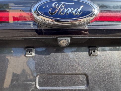 Used 2015 Ford Edge Titanium w/ Equipment Group 301A FWD image 11