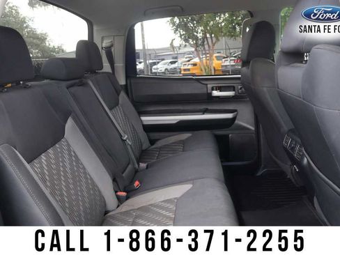 Used 2019 Toyota Tundra SR5 w/ SR5 Upgrade Package AWD/4WD image 30