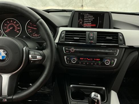 Used 2015 BMW 328i Sedan w/ M Sport RWD image 32