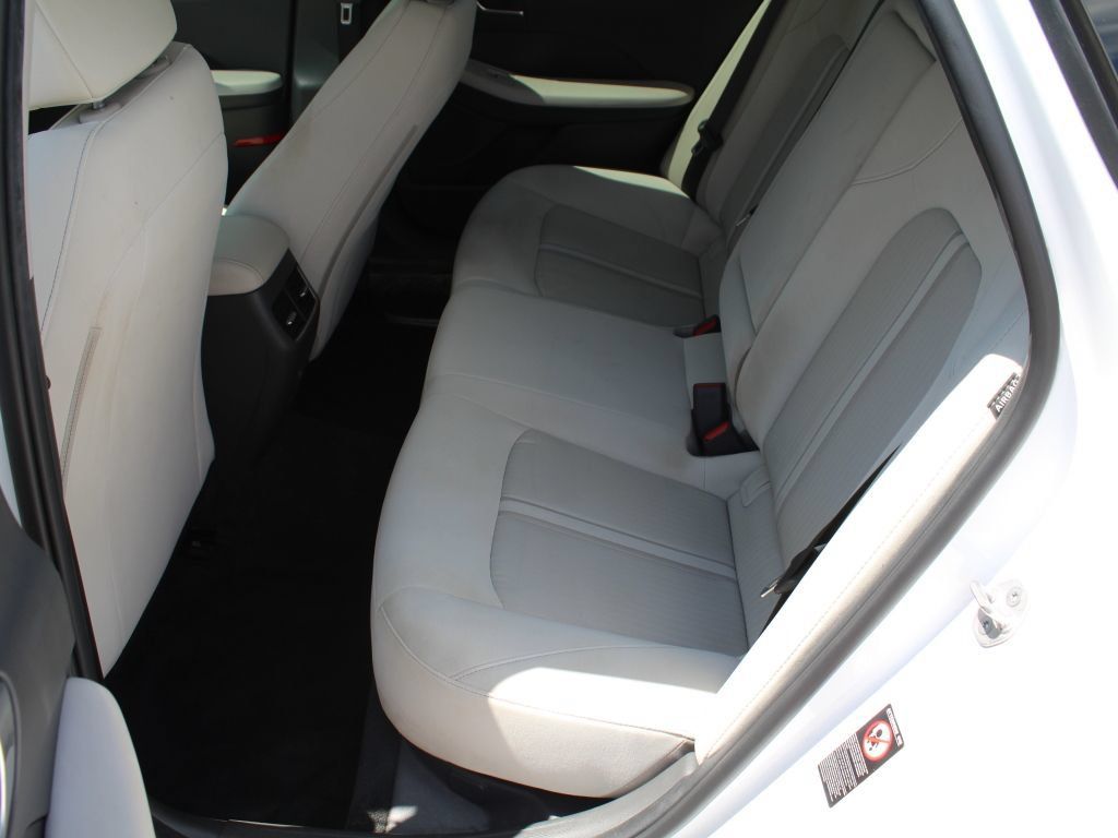 Used 2023 Hyundai Sonata SEL w/ Convenience Package FWD image 11