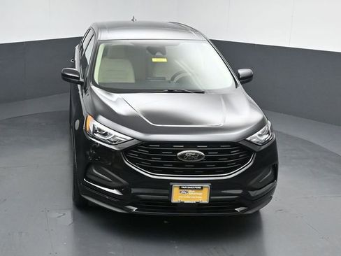 Certified 2024 Ford Edge SE w/ Black Appearance Package AWD/4WD image 45