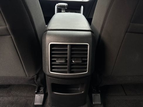 Used 2025 Kia Sportage LX FWD image 71
