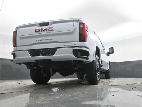 New 2026 GMC Sierra 2500 Denali w/ Denali Reserve Package image 40