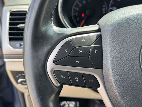 Used 2019 Jeep Grand Cherokee Limited w/ Luxury Group II AWD/4WD image 12
