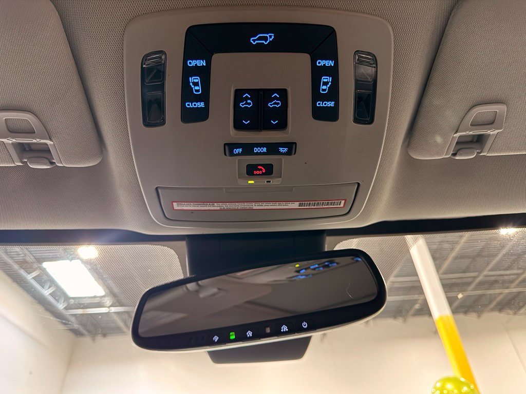 Used 2022 Toyota Sienna XLE FWD image 24