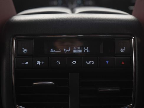 Used 2023 MAZDA CX-9 Carbon Edition image 24