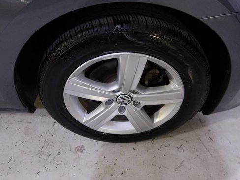 Used 2015 Volkswagen Golf TDI S FWD image 37