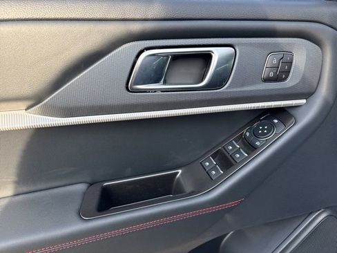 New 2026 Ford Explorer ST-Line image 11