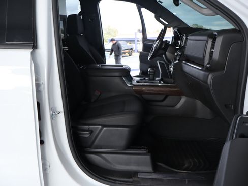 Used 2022 GMC Sierra 1500 Elevation image 35