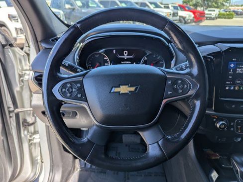 Used 2022 Chevrolet Traverse Premier AWD/4WD image 14