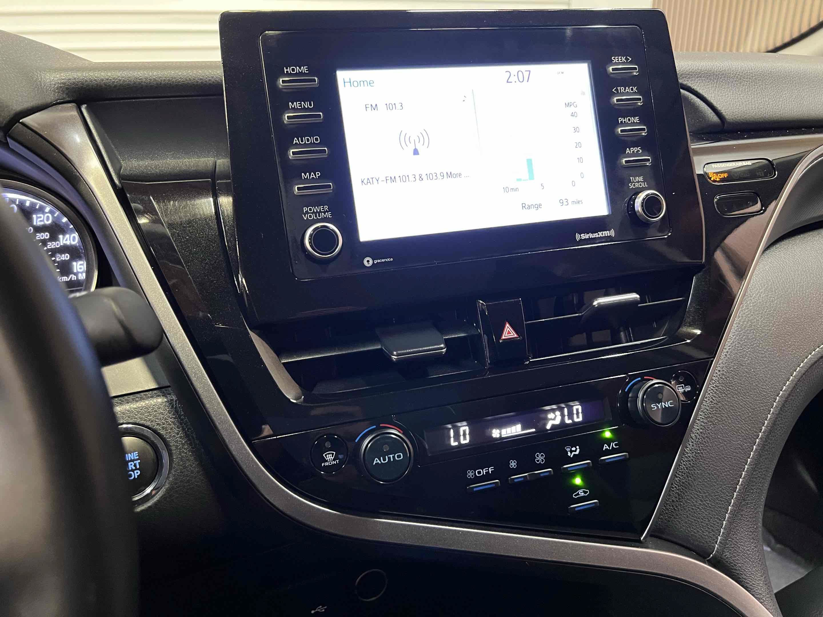 Used 2023 Toyota Camry SE w/ Convenience Package FWD image 48