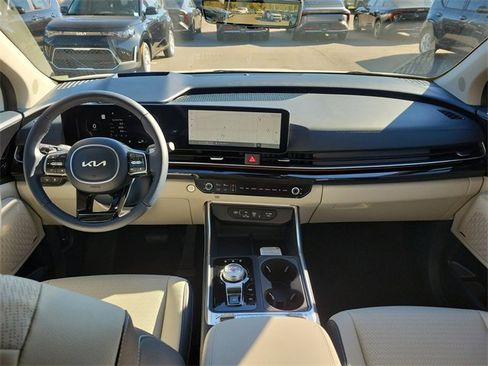 New 2026 Kia Carnival SX Prestige image 18