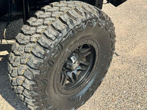 Used 2010 Jeep Wrangler Unlimited Rubicon AWD/4WD image 13