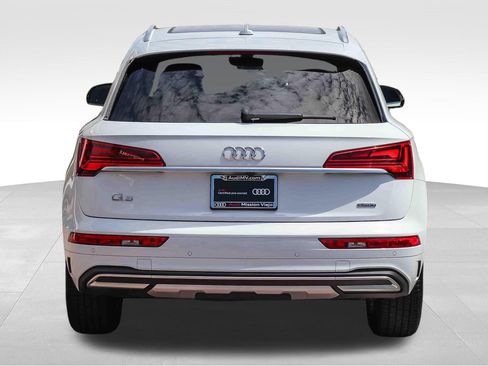 Certified 2023 Audi Q5 Premium w/ Convenience Package AWD/4WD image 7