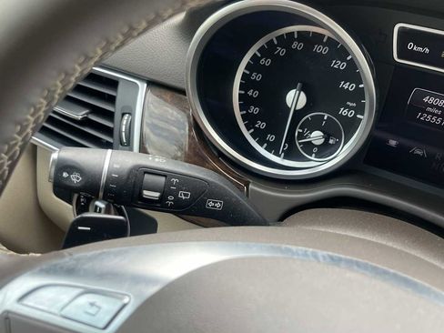 Used 2013 Mercedes-Benz ML 350 4MATIC image 45