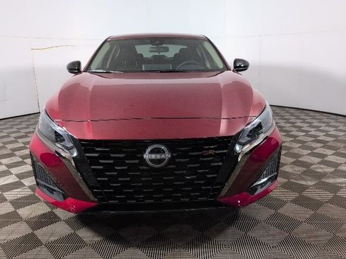 New 2025 Nissan Altima 2.5 SR w/ SR Premium Package image 2