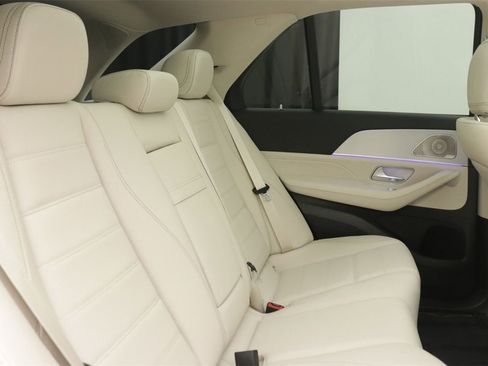 New 2026 Mercedes-Benz GLE 580 4MATIC image 10