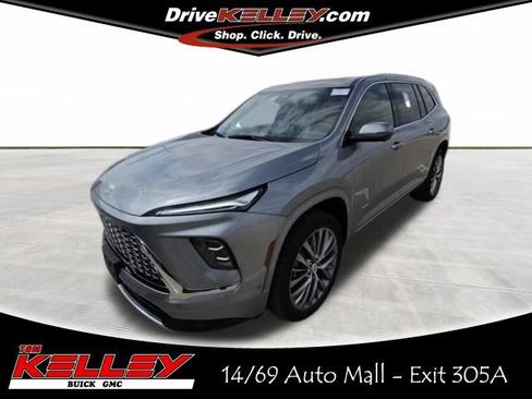 Used 2025 Buick Enclave Avenir AWD/4WD image 1