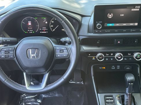 Used 2024 Honda CR-V Sport image 30