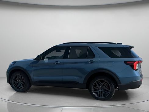 New 2026 Ford Explorer ST-Line image 17