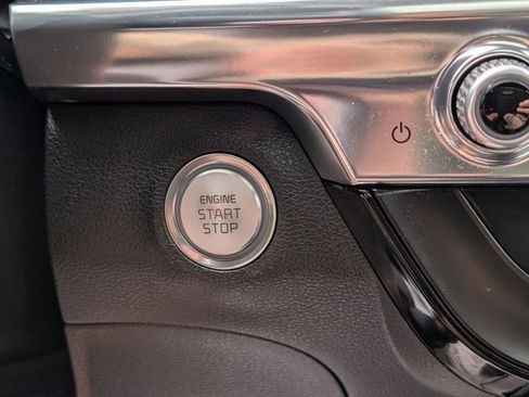 Used 2022 Kia Telluride S AWD/4WD image 9