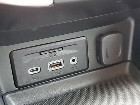 Used 2022 GMC Terrain SLE w/ Driver Convenience Package FWD image 22