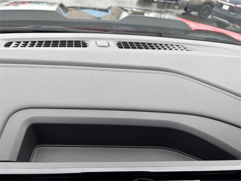 Used 2022 Chevrolet Silverado 1500 LT Trail Boss w/ LT Trail Boss Premium Package image 20