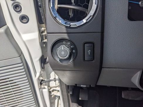 Used 2015 Ford F250 XLT w/ XLT Value Package image 29