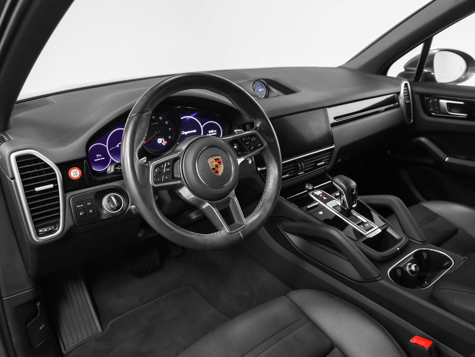 Certified 2023 Porsche Cayenne AWD/4WD image 39