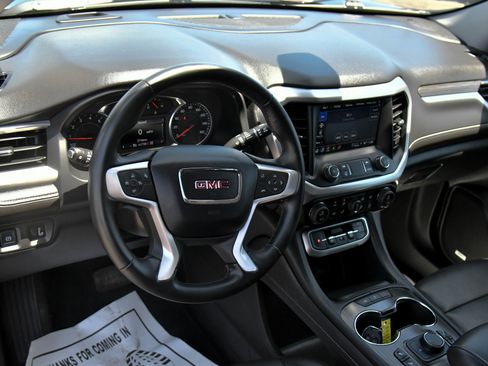 Used 2023 GMC Acadia SLT AWD/4WD image 16