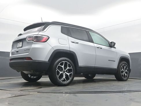New 2026 Jeep Compass Limited image 43