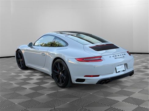 Used 2018 Porsche 911 Carrera S RWD image 3
