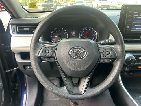 Used 2019 Toyota RAV4 XLE w/ All Weather Liner Package AWD/4WD image 10