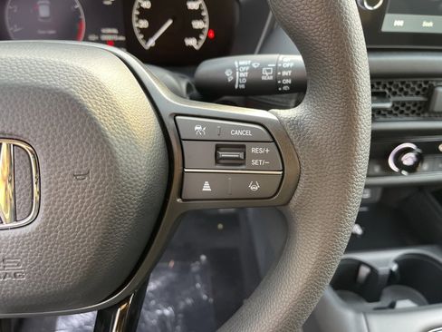 New 2026 Honda HR-V LX image 15