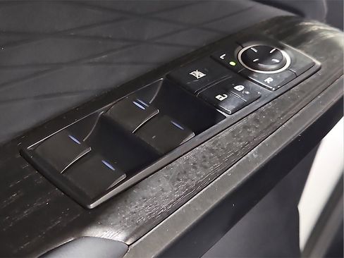 Used 2023 Lexus IS 300 w/ Premium Package image 17