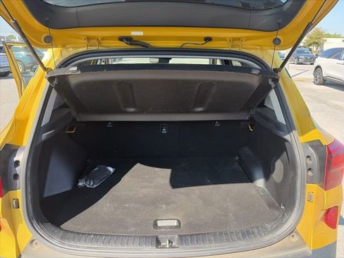 Used 2021 Kia Seltos SX w/ SX Sunroof Package image 22