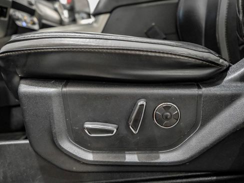 Used 2019 Ford F250 Platinum w/ Platinum Ultimate Package image 35