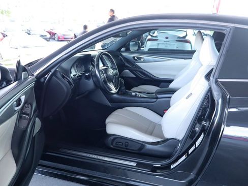 Used 2020 INFINITI Q60 3.0t Luxe RWD image 14