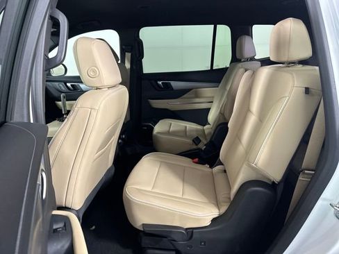 New 2026 Buick Enclave Preferred w/ Power Package image 25