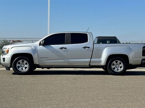Used 2017 GMC Canyon 2WD Crew Cab w/ Convenience Package image 9