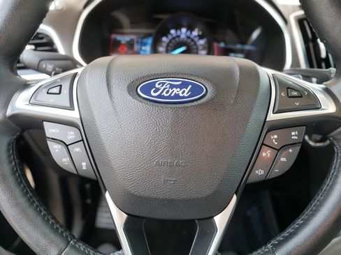 Used 2019 Ford Edge Titanium w/ Equipment Group 301A AWD/4WD image 25