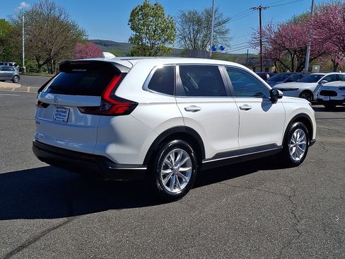 Used 2024 Honda CR-V EX image 6