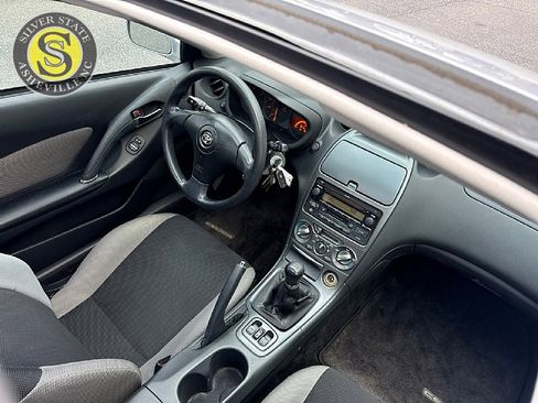 Used 2003 Toyota Celica GT image 19