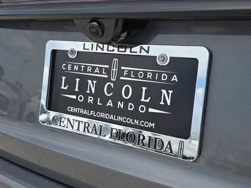 Used 2025 Lincoln Aviator Reserve w/ Luxury Package image 6