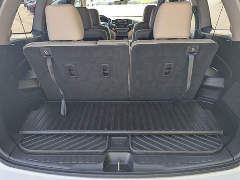 Used 2019 Honda Pilot Elite image 17
