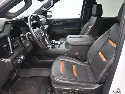 Used 2022 GMC Sierra 1500 AT4 w/ AT4 Premium Package AWD/4WD image 15
