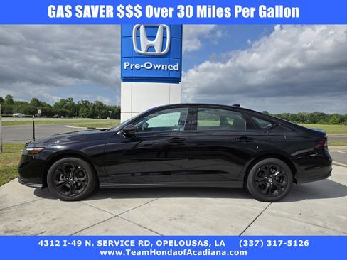 Certified 2025 Honda Accord SE image 1