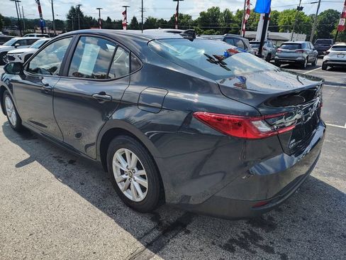 Used 2025 Toyota Camry LE w/ Convenience Package AWD/4WD image 6